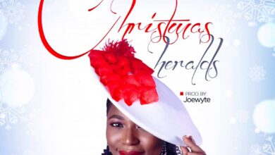 Christmas Heralds by Debeedee Mp3 Download
